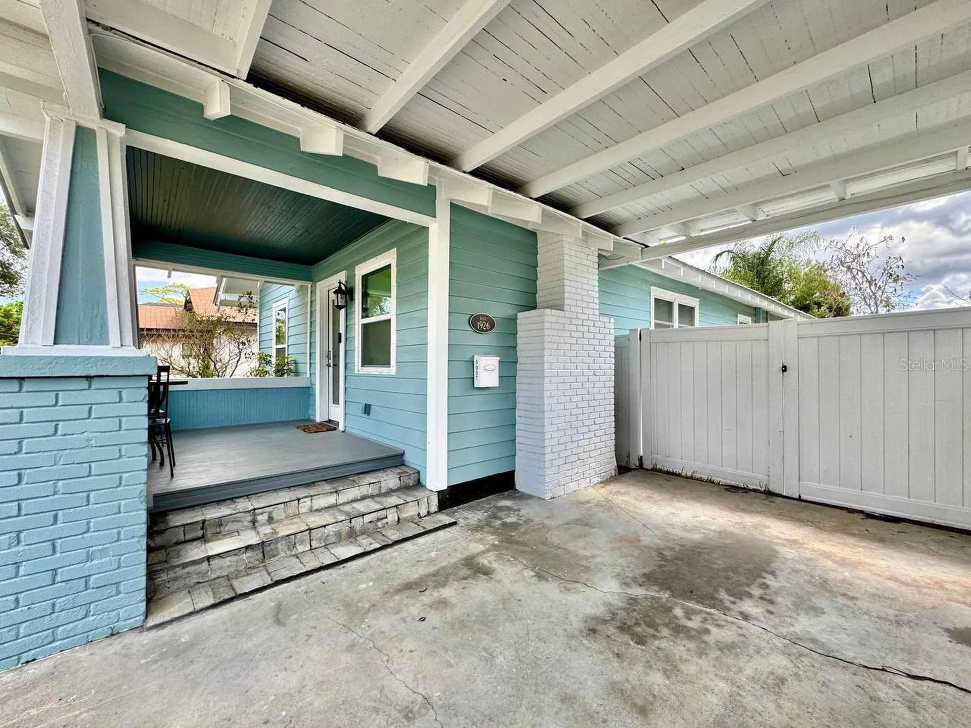 5907 N Ola Avenue Tampa FL 33604