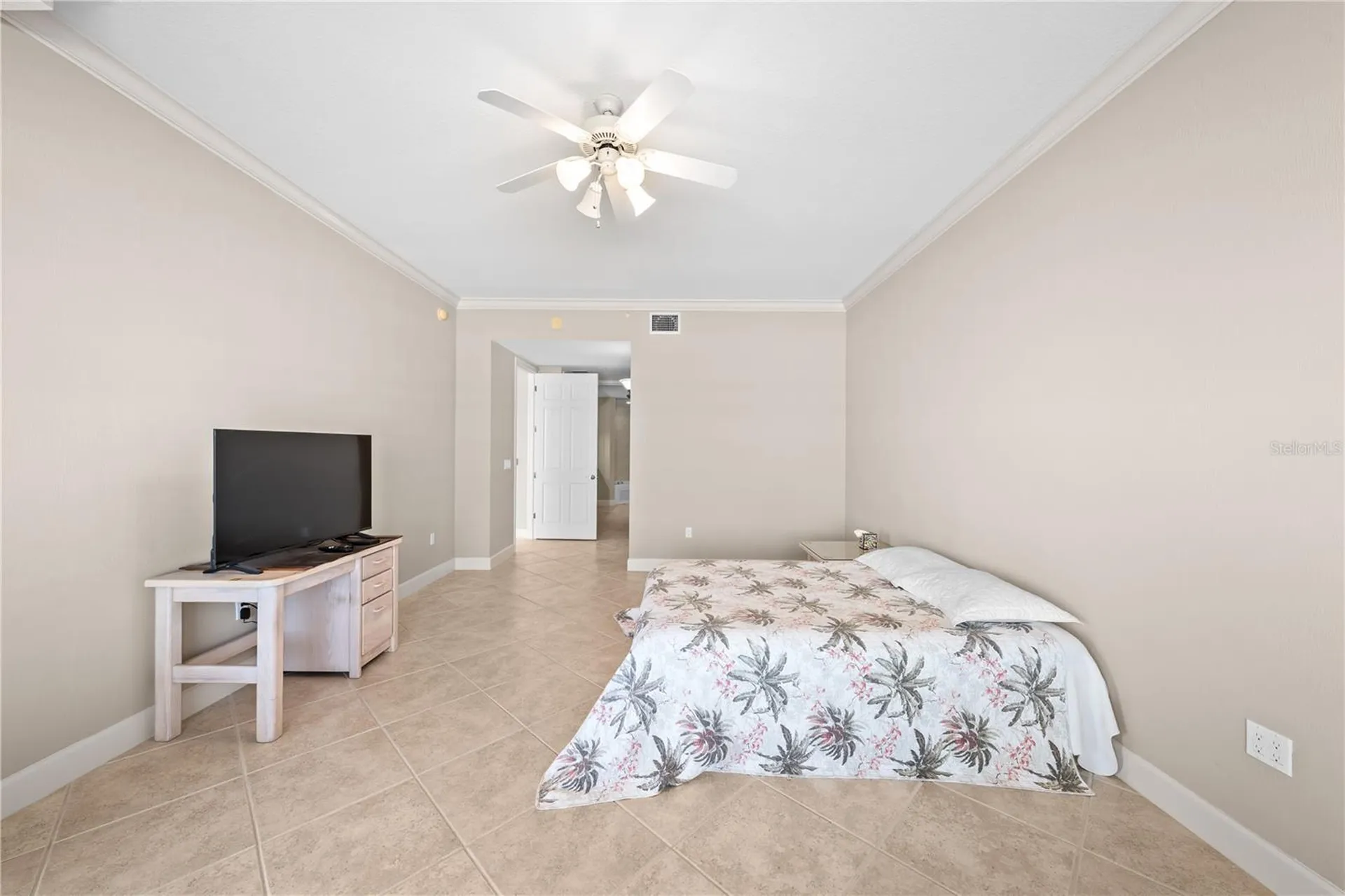 2855 S Atlantic Avenue Daytona Beach FL 32118