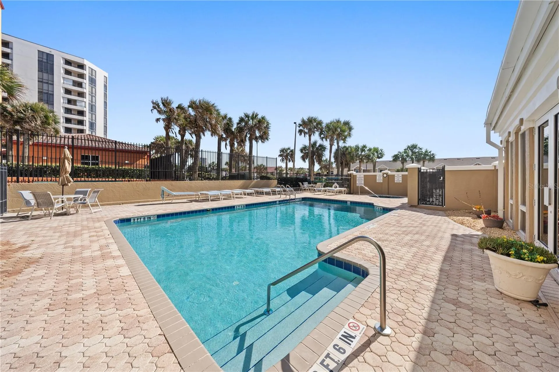 2855 S Atlantic Avenue Daytona Beach FL 32118