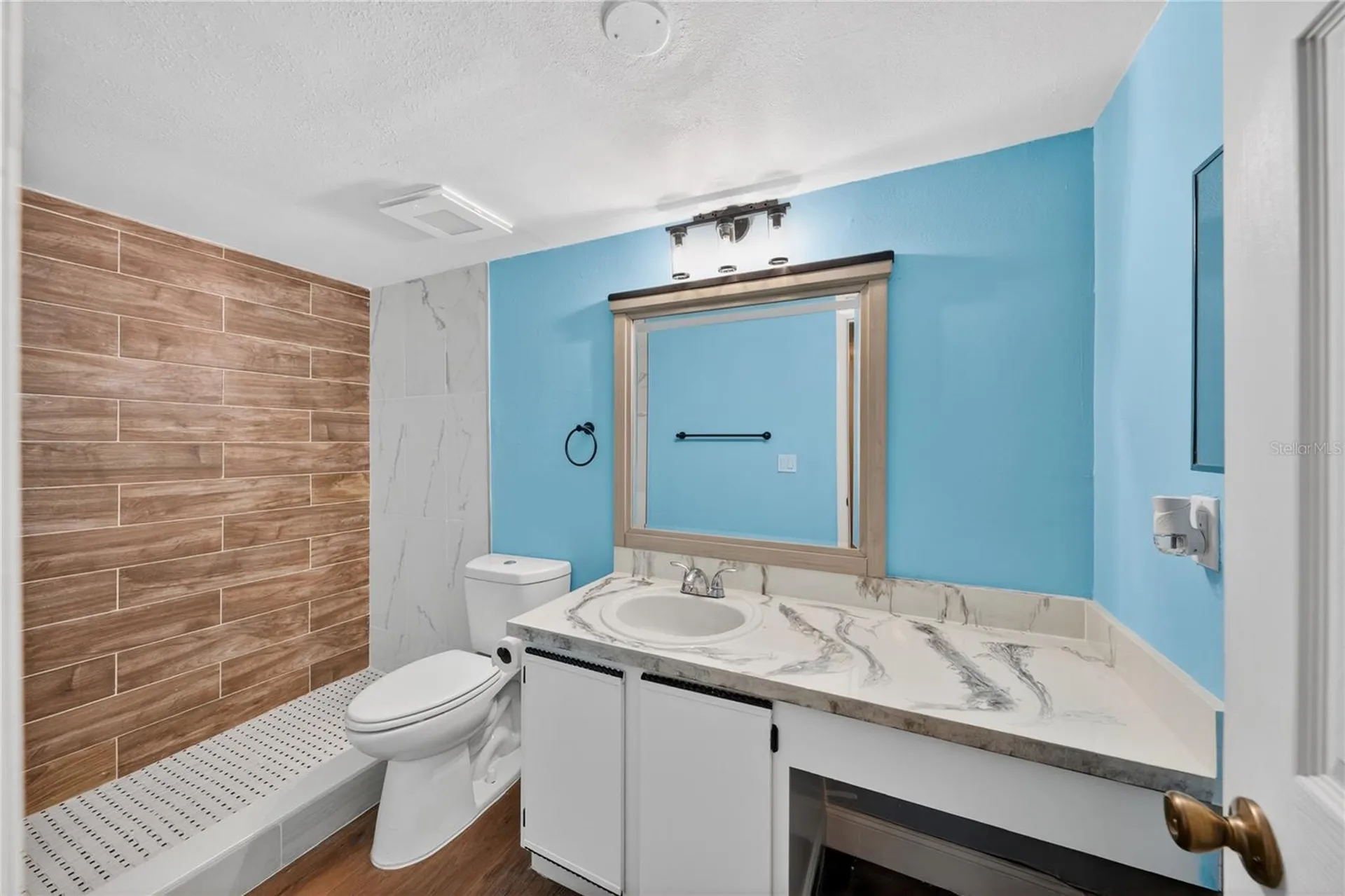 4205 S. Semoran Boulevard Orlando FL 32822