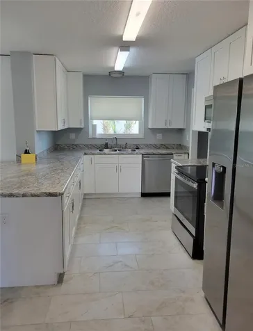 714 Cypress Place Sun City Center FL 33573