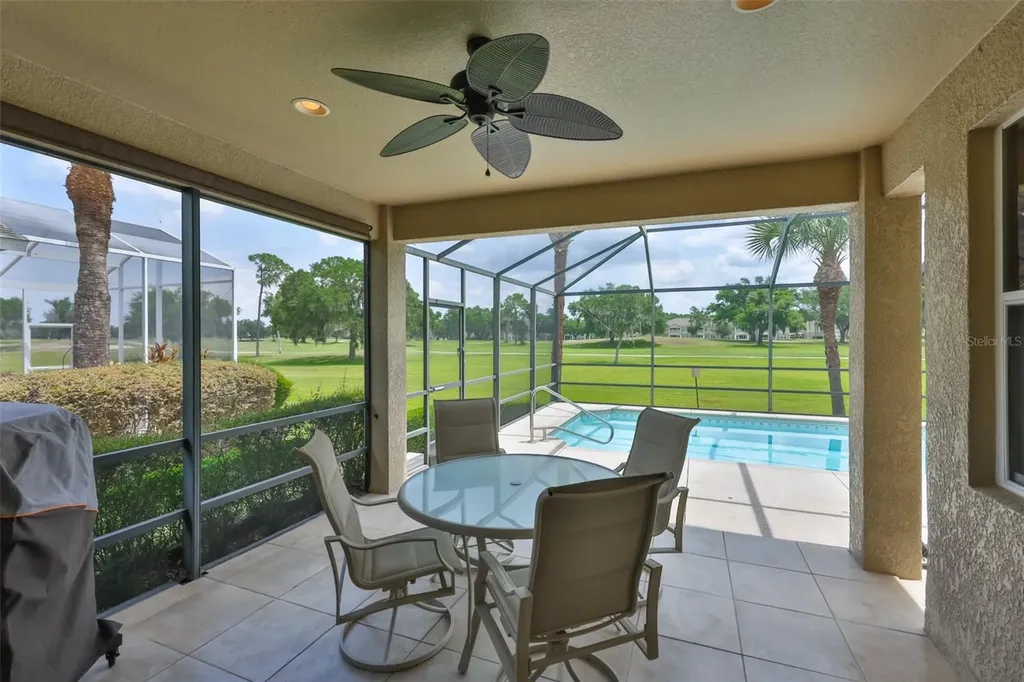 1907 Sterling Glen Court Sun City Center FL 33573