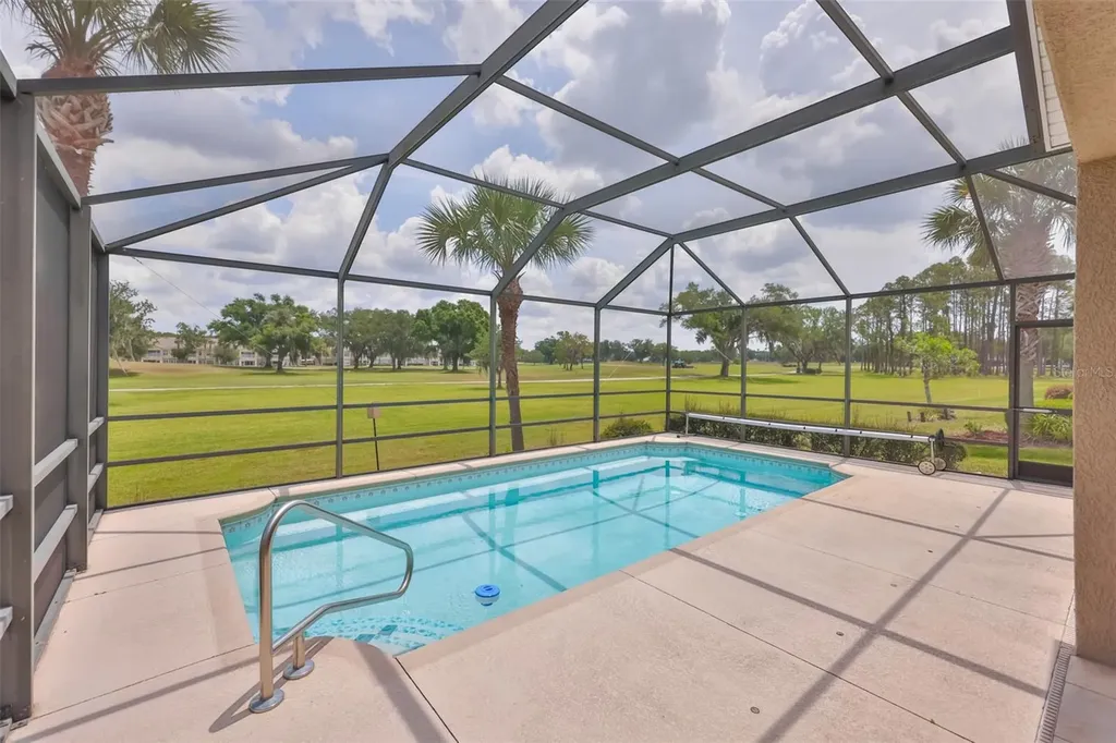 1907 Sterling Glen Court Sun City Center FL 33573