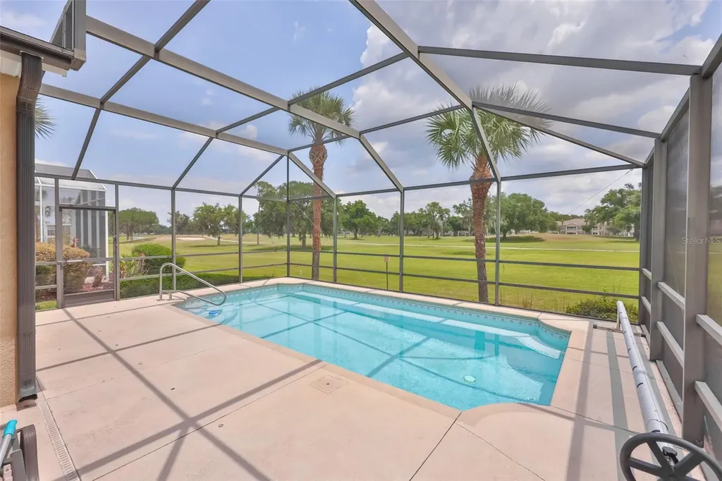 1907 Sterling Glen Court Sun City Center FL 33573
