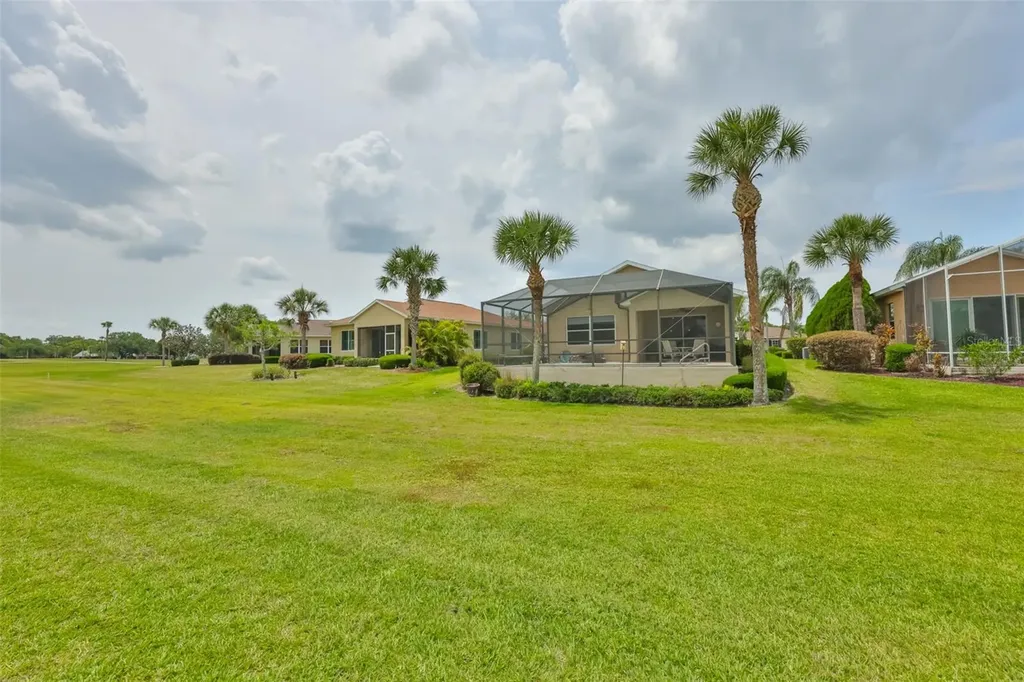 1907 Sterling Glen Court Sun City Center FL 33573
