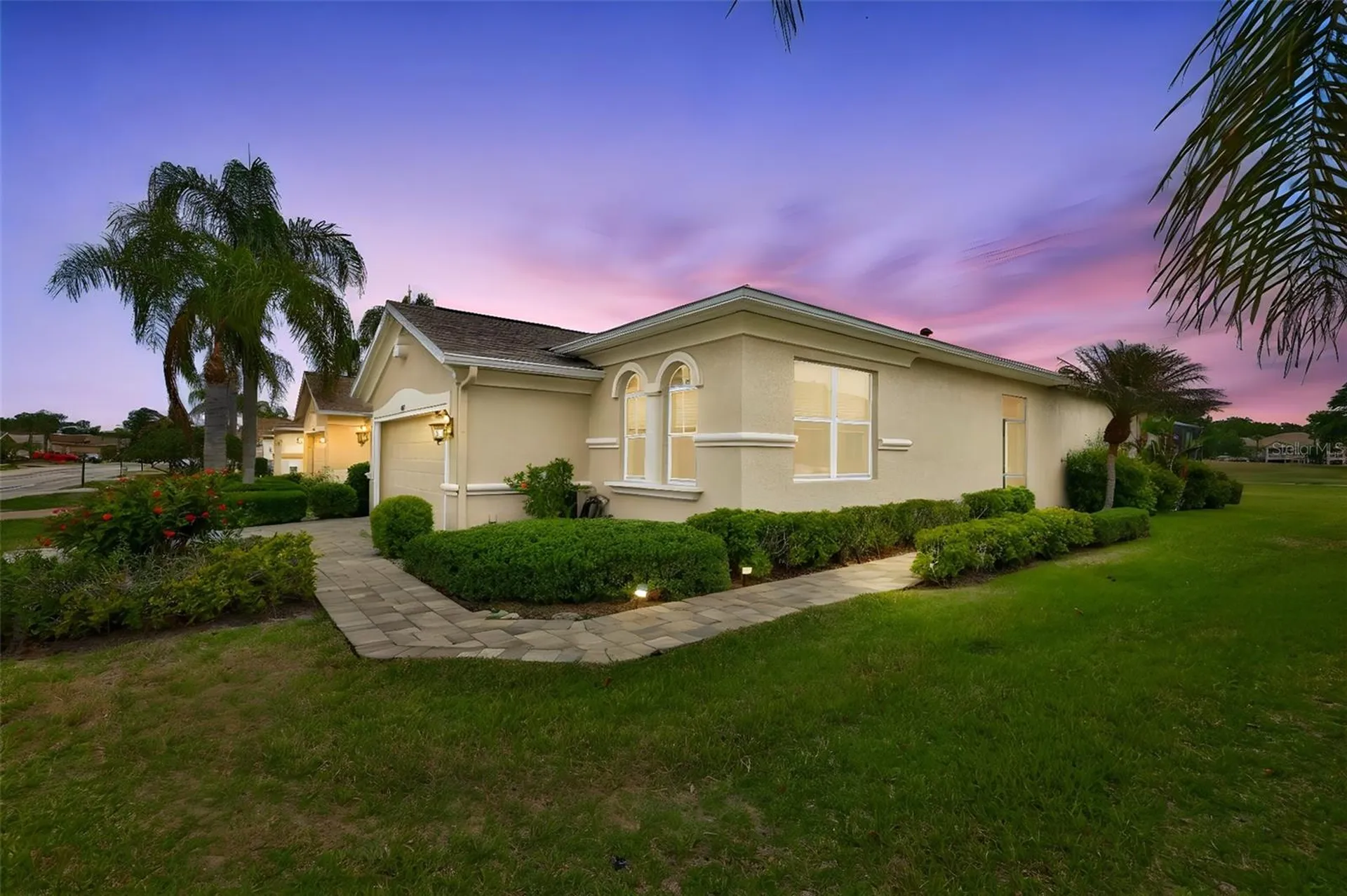 1907 Sterling Glen Court Sun City Center FL 33573