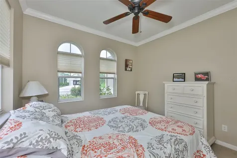 1907 Sterling Glen Court Sun City Center FL 33573