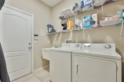 1907 Sterling Glen Court Sun City Center FL 33573