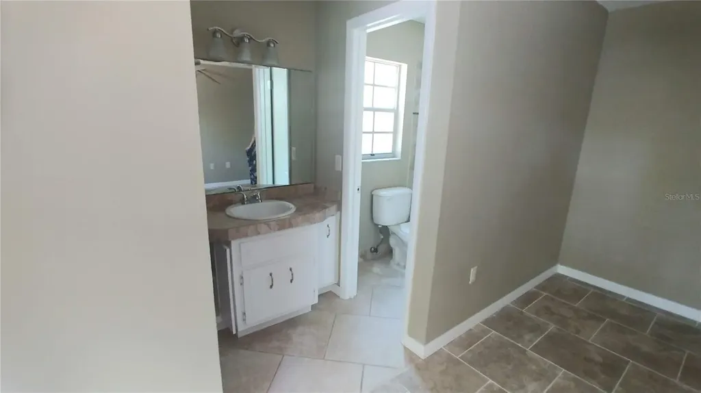 5725 SE 3 Place Ocala FL 34470