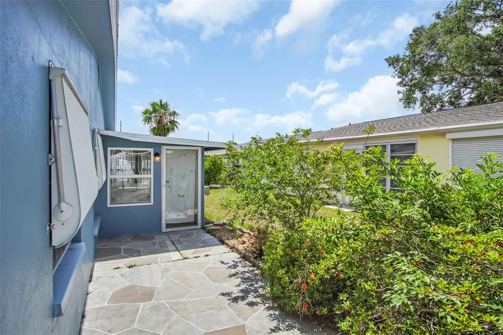 1009 Crane Court Dunedin FL 34698