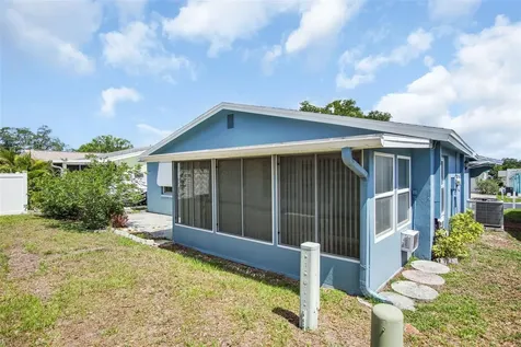 1009 Crane Court Dunedin FL 34698