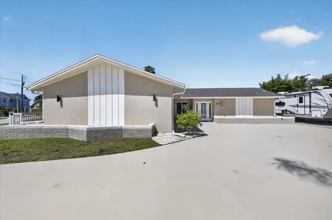 3619 Corsair Court New Port Richey FL 34652