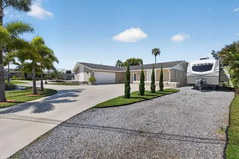 3619 Corsair Court New Port Richey FL 34652