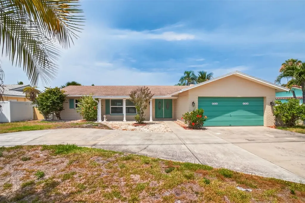 12050 7th Street E Treasure Island FL 33706