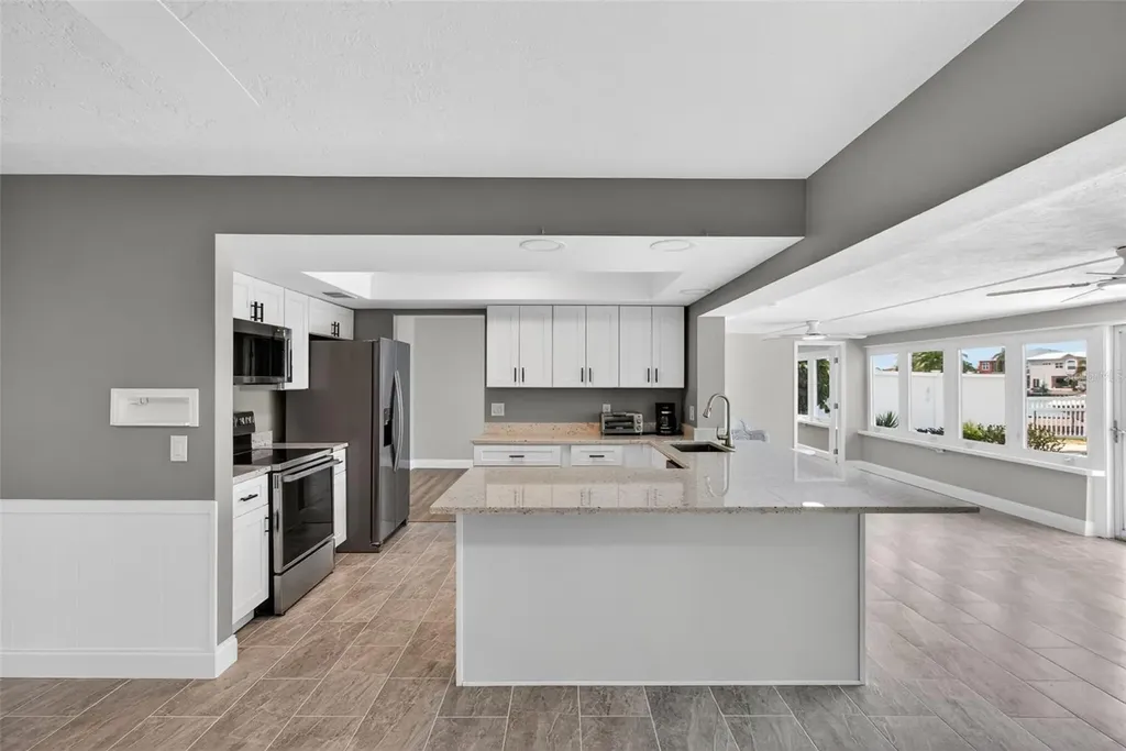 12050 7th Street E Treasure Island FL 33706