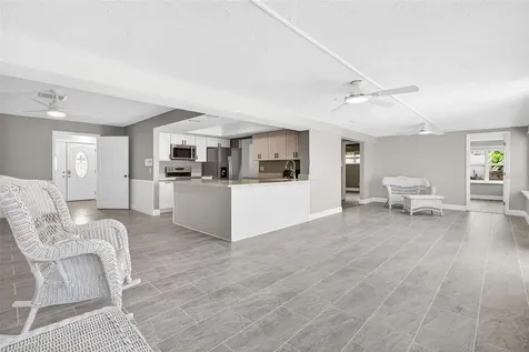 12050 7th Street E Treasure Island FL 33706