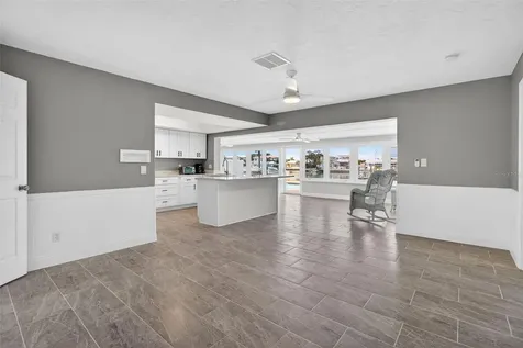 12050 7th Street E Treasure Island FL 33706