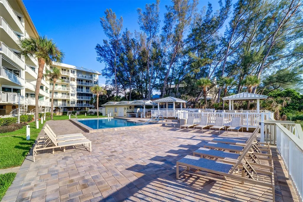 2504 Gulf Boulevard Indian Rocks Beach FL 33785