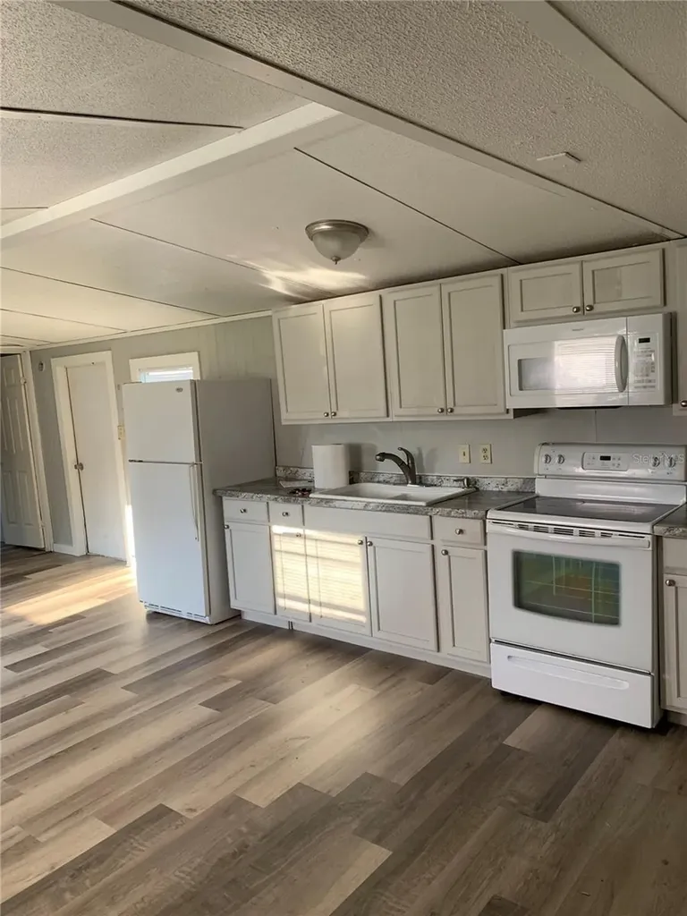 3245 E Main Street Lakeland FL 33801