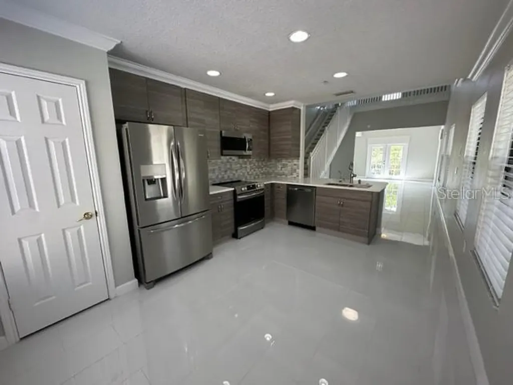 917 Waterside Lane Celebration FL 34747