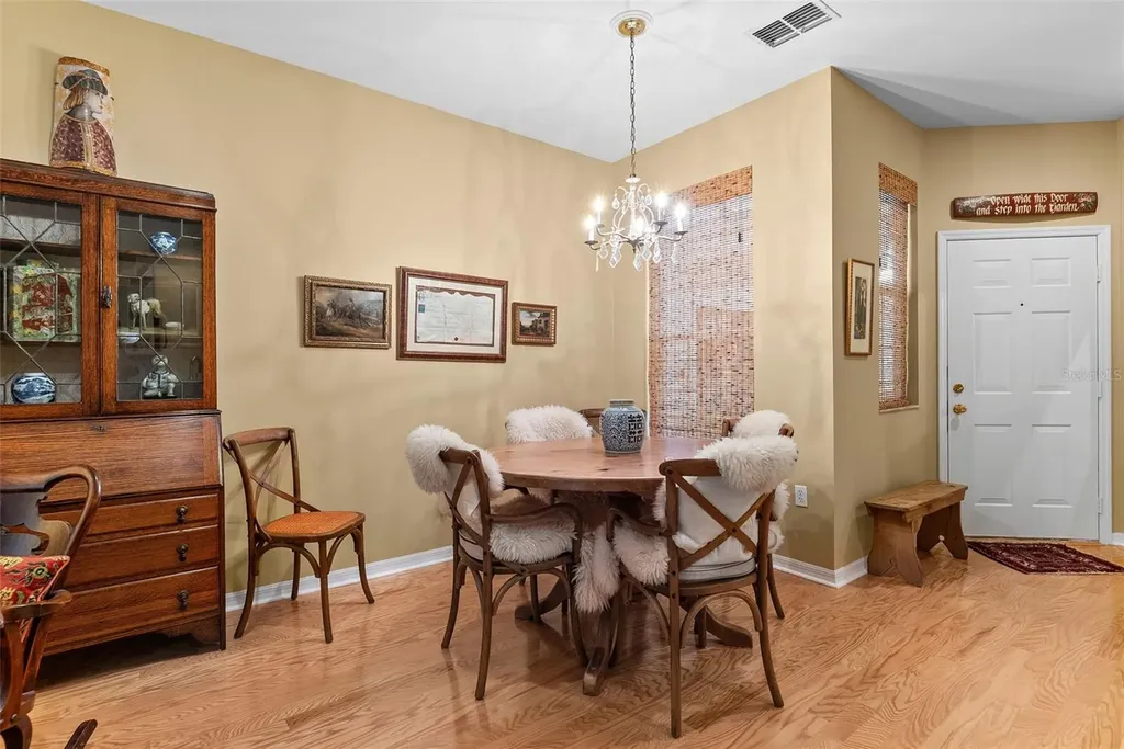 564 Grasslands Village Circle Lakeland FL 33803