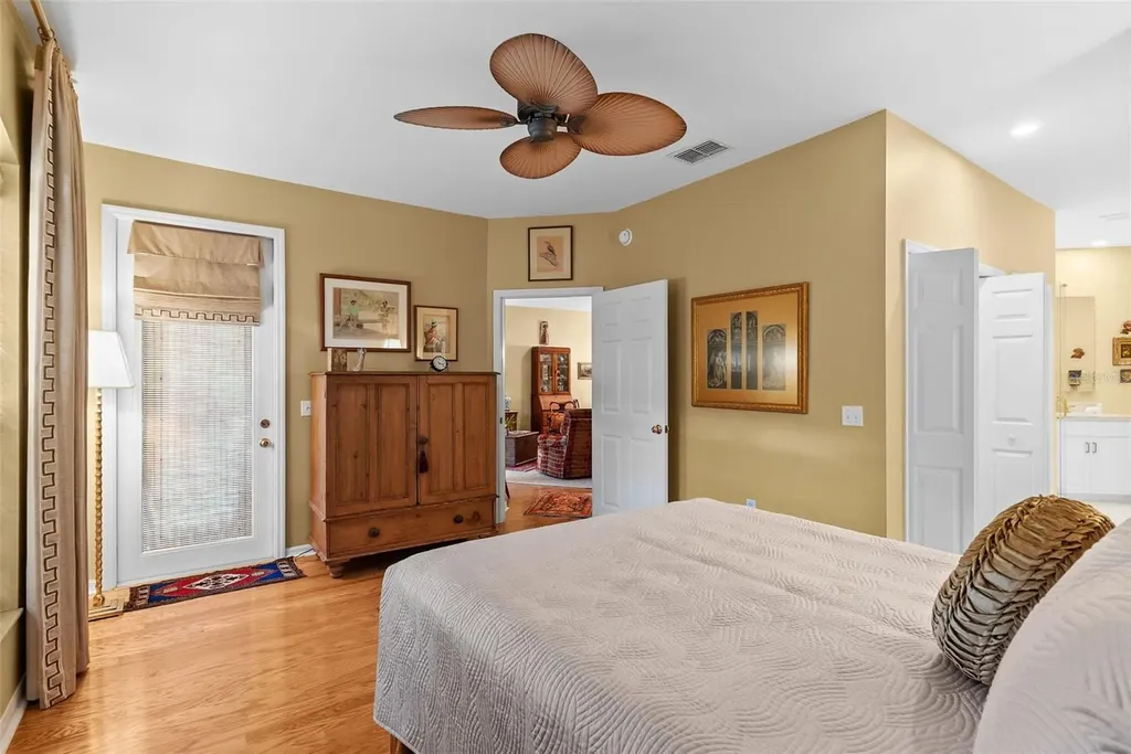 564 Grasslands Village Circle Lakeland FL 33803
