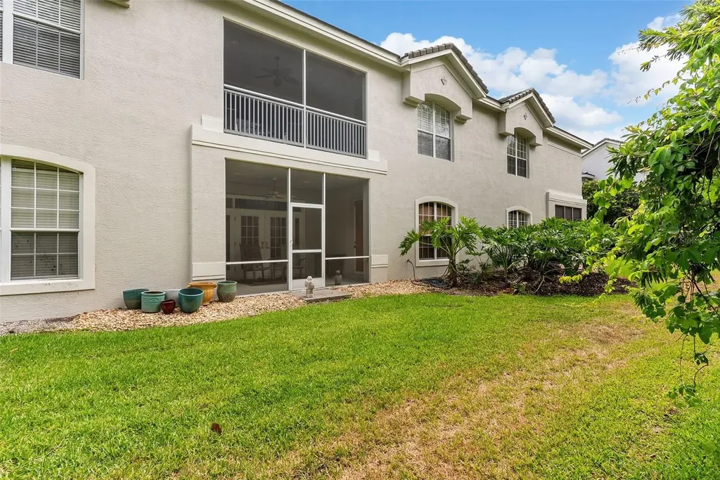 564 Grasslands Village Circle Lakeland FL 33803