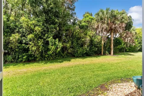 564 Grasslands Village Circle Lakeland FL 33803