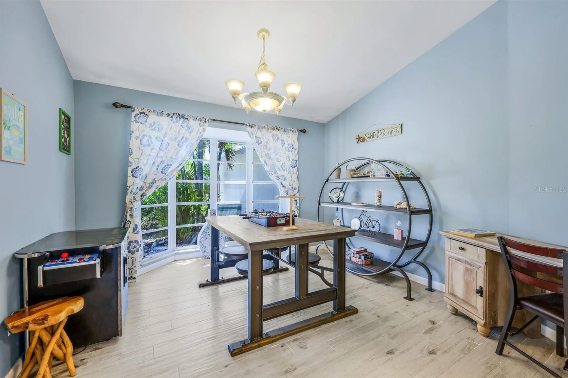 719 El Dorado Parkway W Cape Coral FL 33914