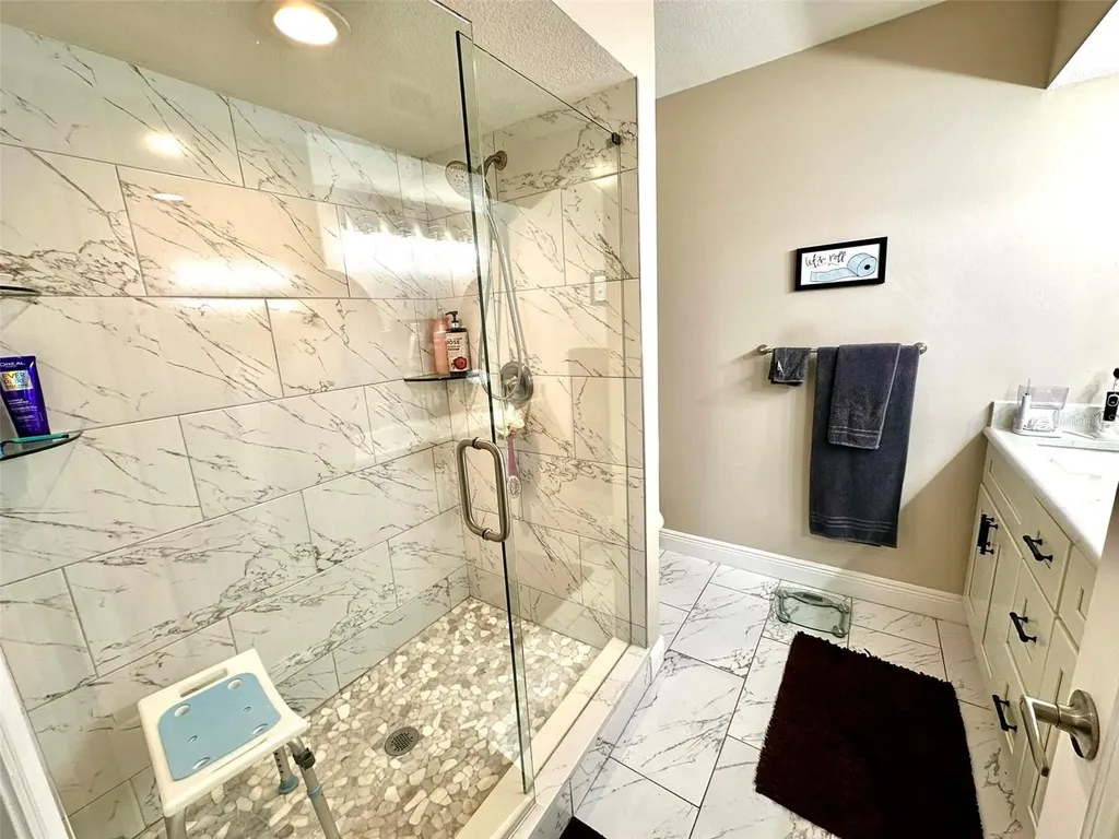 2020 Shangrila Drive Clearwater FL 33763