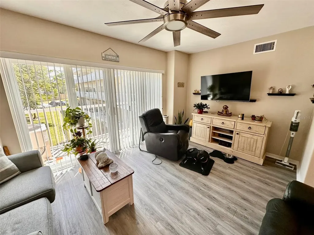 2020 Shangrila Drive Clearwater FL 33763
