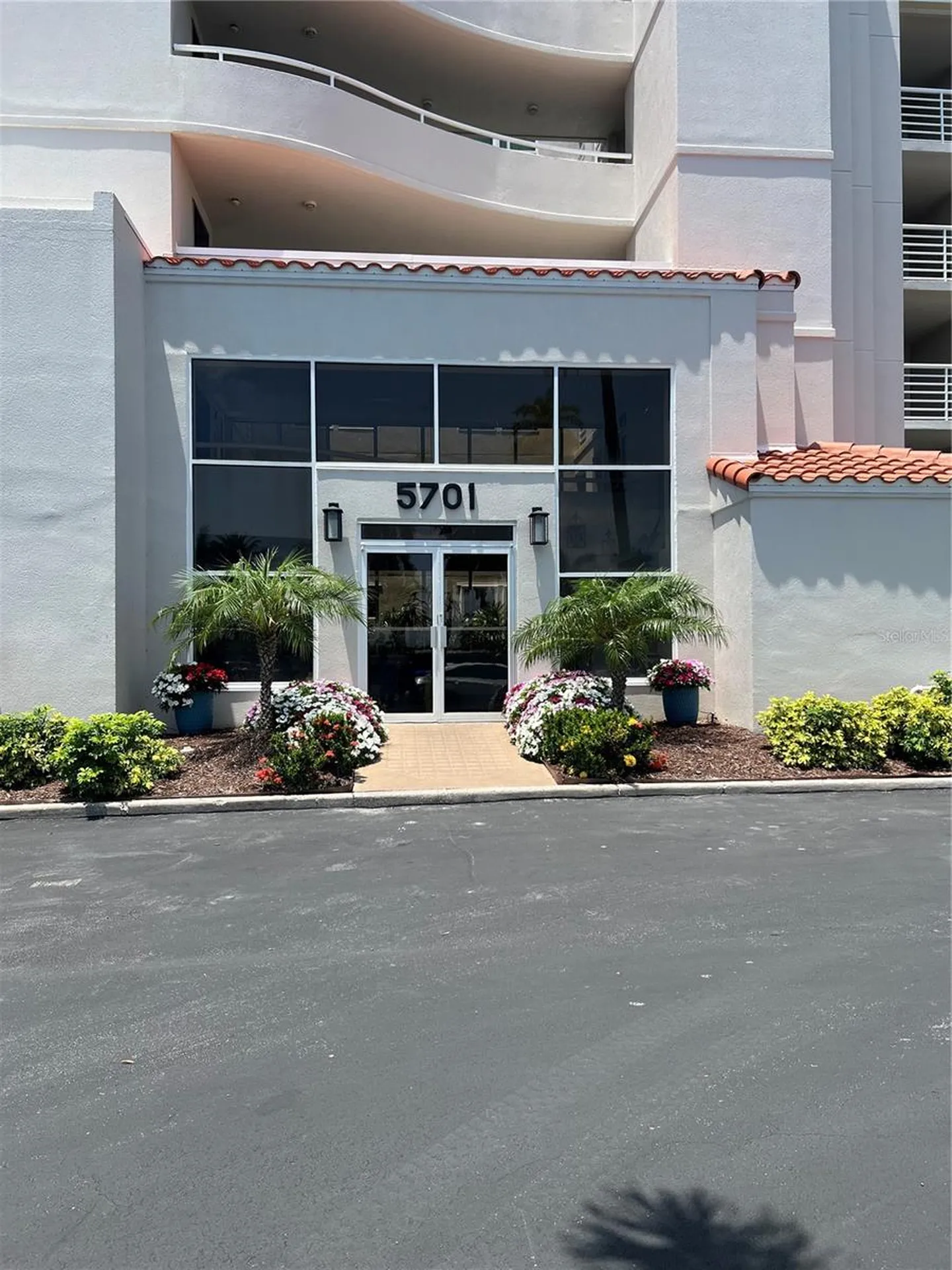 5701 Bahia Del Mar Circle St Petersburg FL 33715
