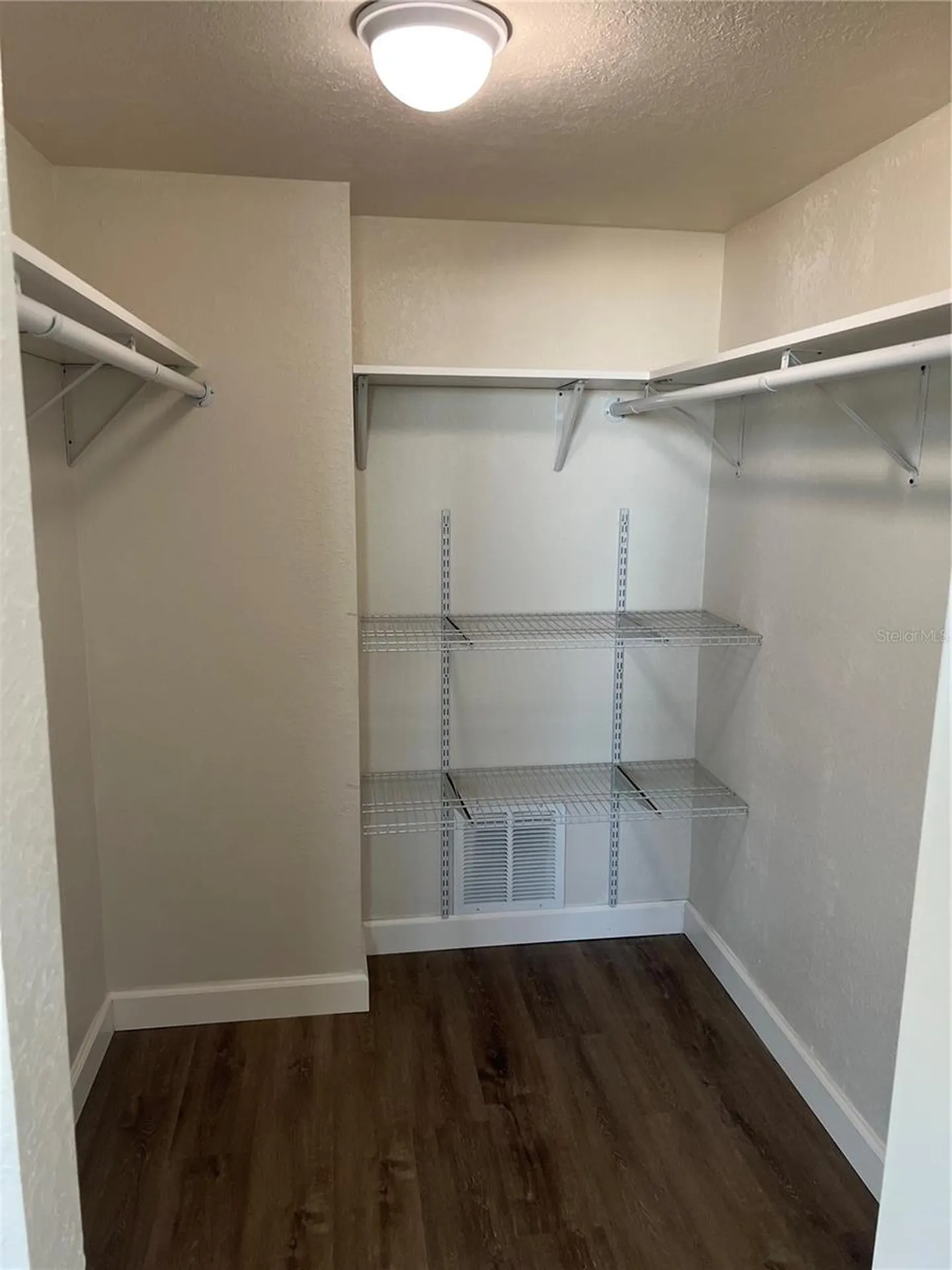 5701 Bahia Del Mar Circle St Petersburg FL 33715