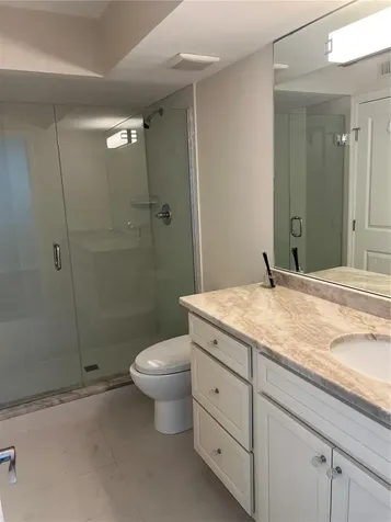 5701 Bahia Del Mar Circle St Petersburg FL 33715