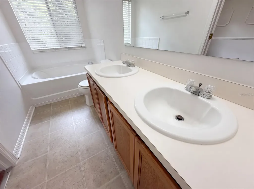 2972 Royal Tuscan Lane Valrico FL 33594