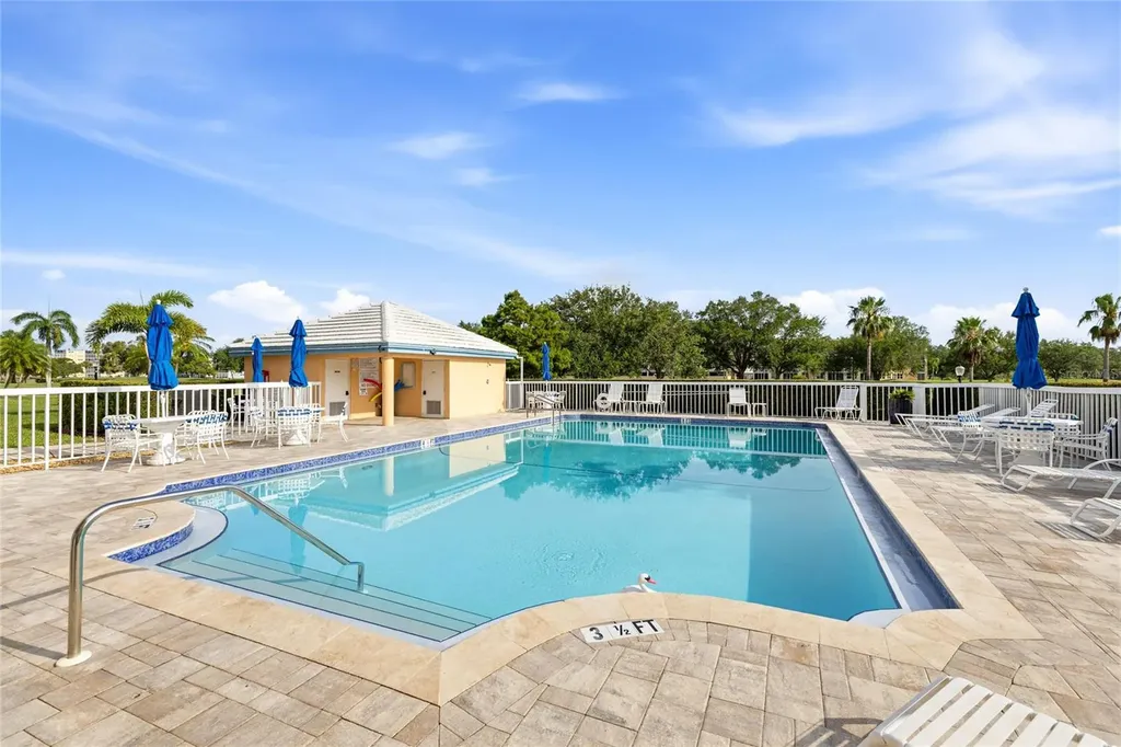 4550 Pinebrook Bradenton FL 34209