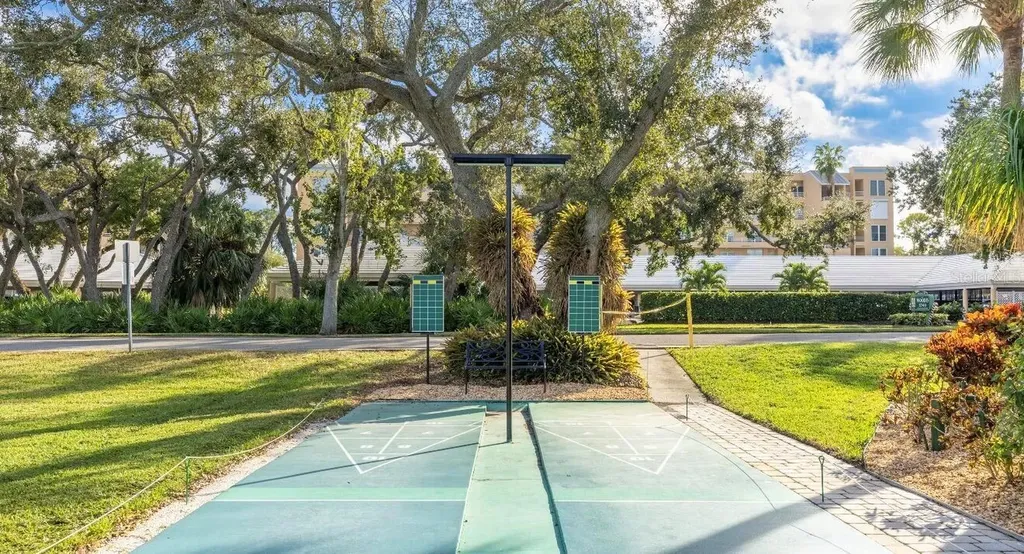 4550 Pinebrook Bradenton FL 34209