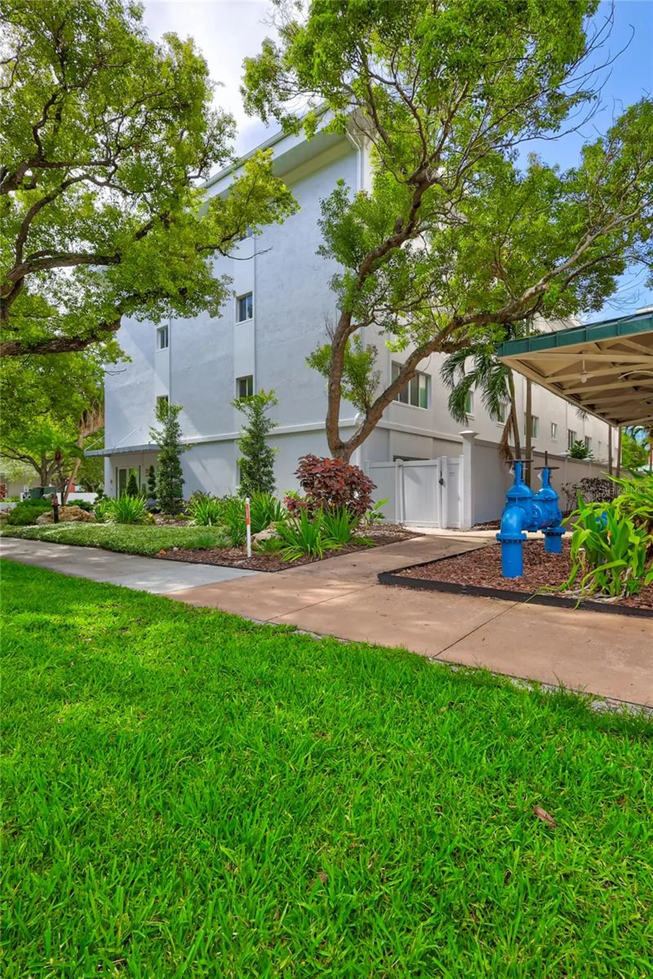 210 5th Avenue S St Petersburg FL 33701