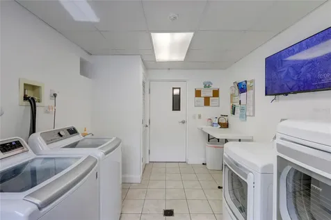 210 5th Avenue S St Petersburg FL 33701