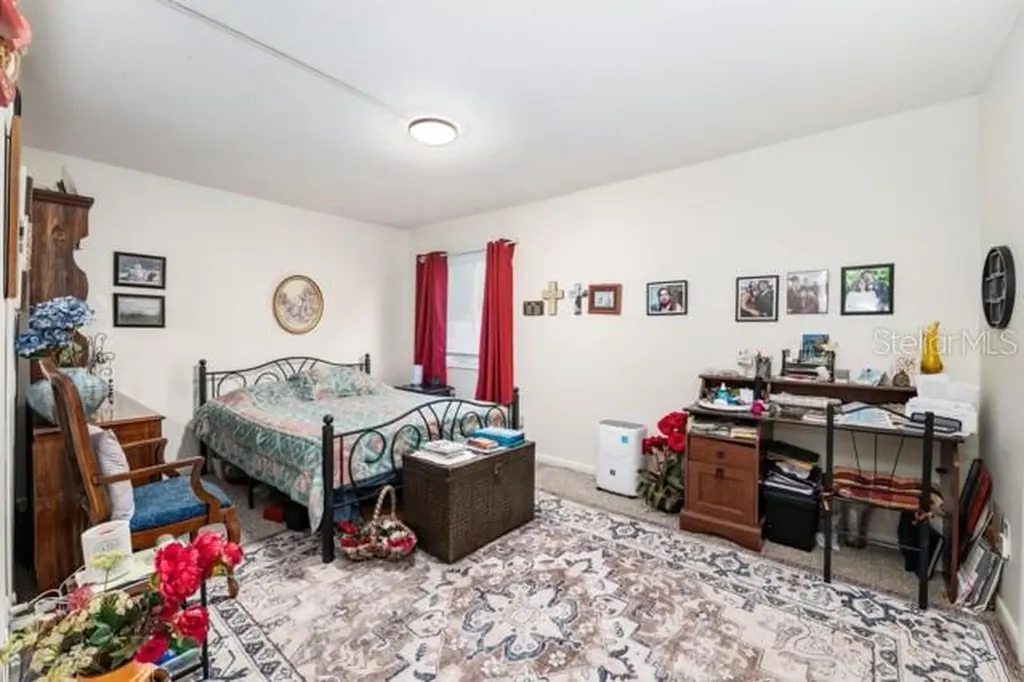 631 Silver Pass Ocala FL 34472