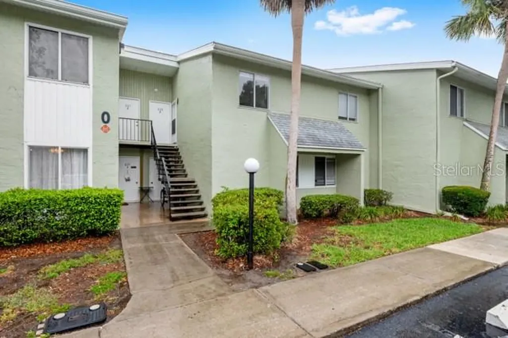 631 Silver Pass Ocala FL 34472