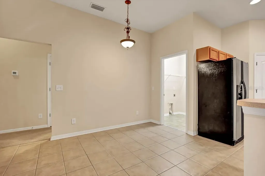 16326 Bridgelawn Avenue Lithia FL 33547