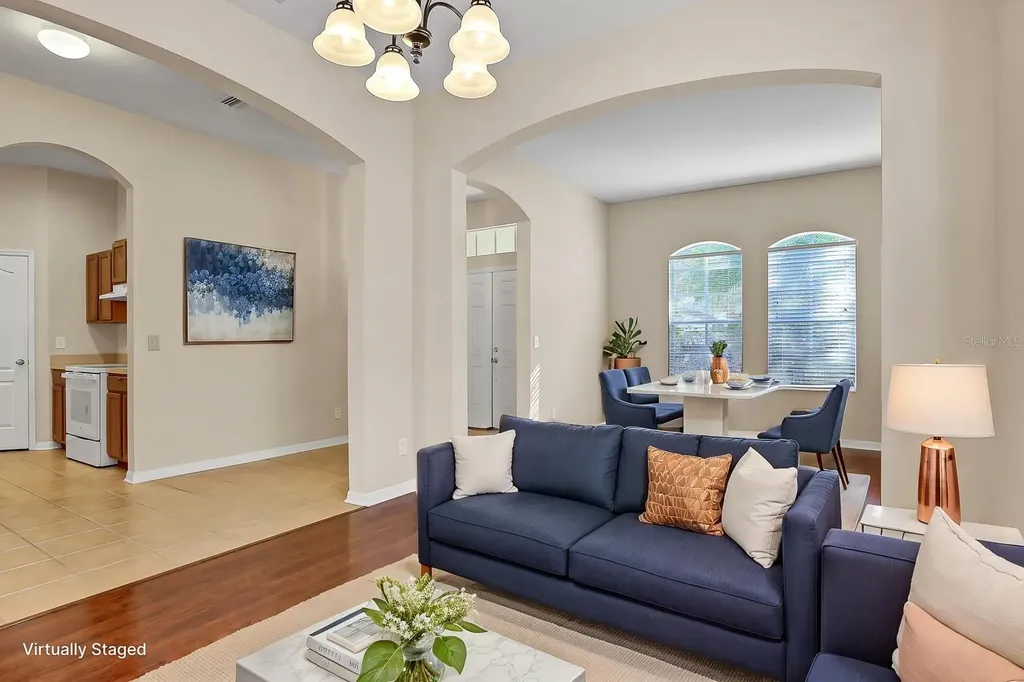 16326 Bridgelawn Avenue Lithia FL 33547