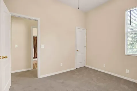 16326 Bridgelawn Avenue Lithia FL 33547