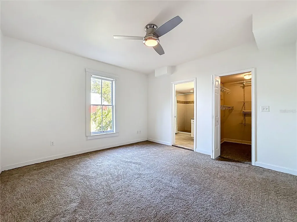 1148 N Grandview Street Mount Dora FL 32757