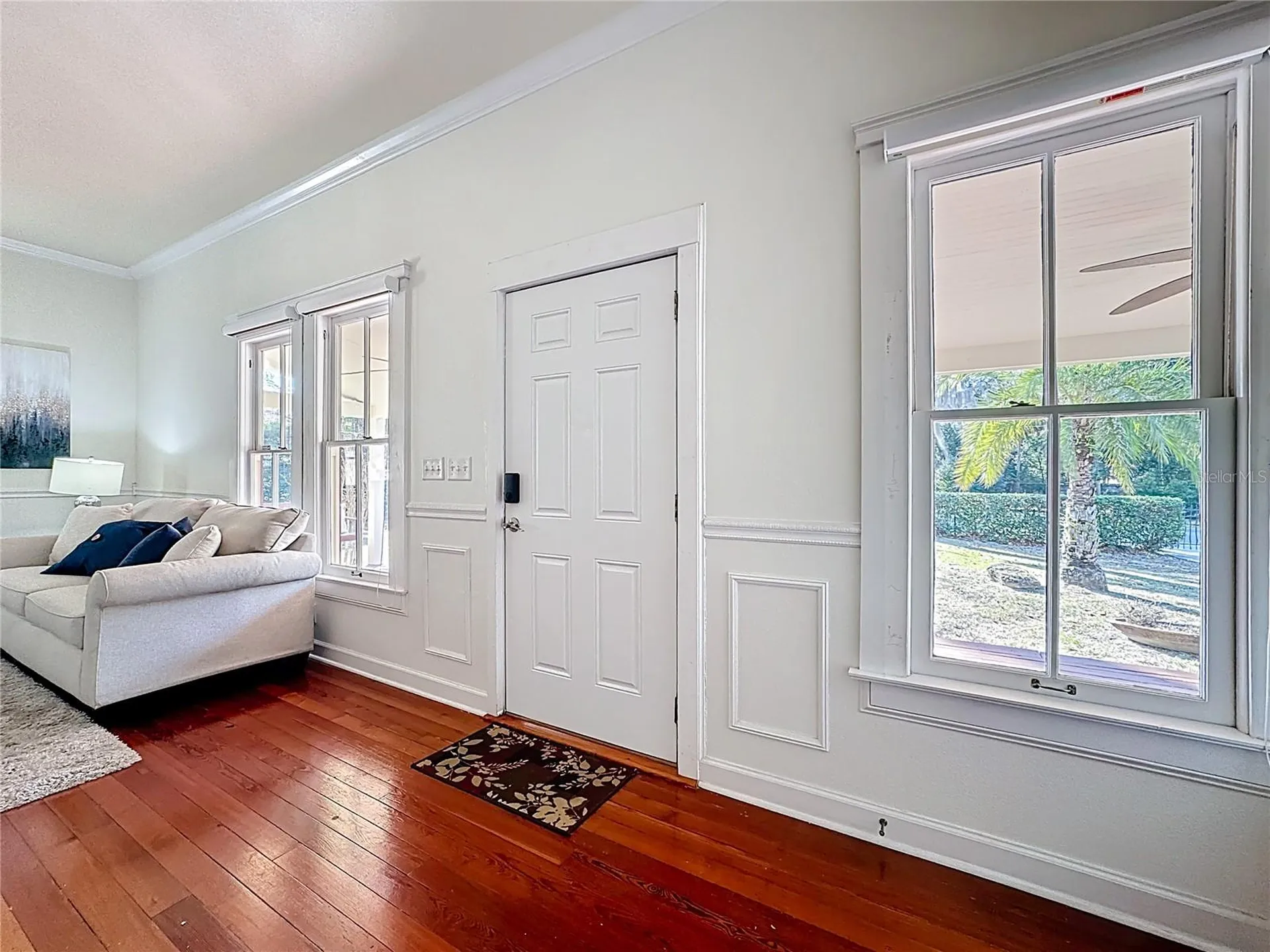 1148 N Grandview Street Mount Dora FL 32757