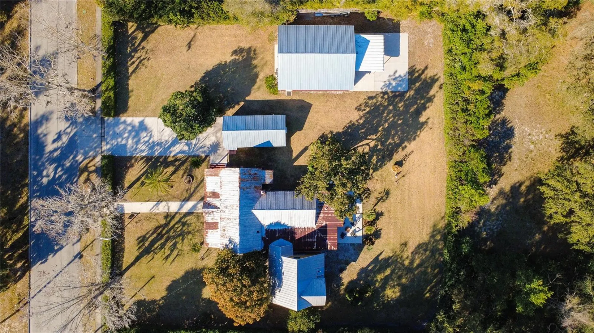 1148 N Grandview Street Mount Dora FL 32757