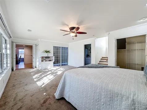 1148 N Grandview Street Mount Dora FL 32757
