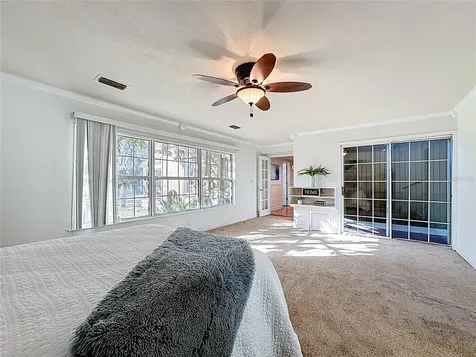 1148 N Grandview Street Mount Dora FL 32757