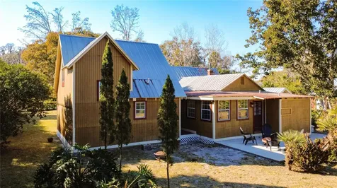1148 N Grandview Street Mount Dora FL 32757